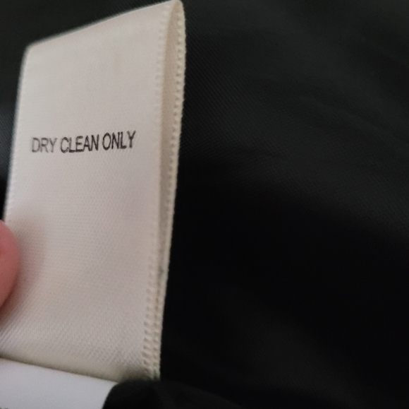 Black faux fur soft coat from JohnPaulRichard - Picture 5 of 8